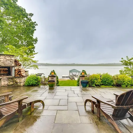 Luxe Family Home On Orange Lake With Private Dock!